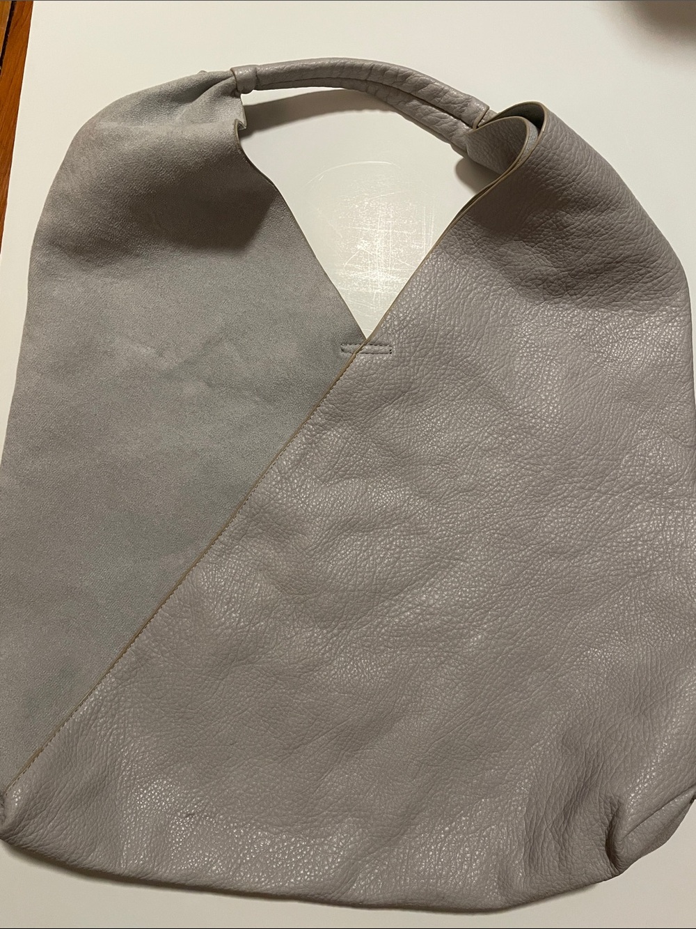 SHIRALRAH Arden Light Gray Leather Hobo Shoulder Bag Interior Zip Pocket